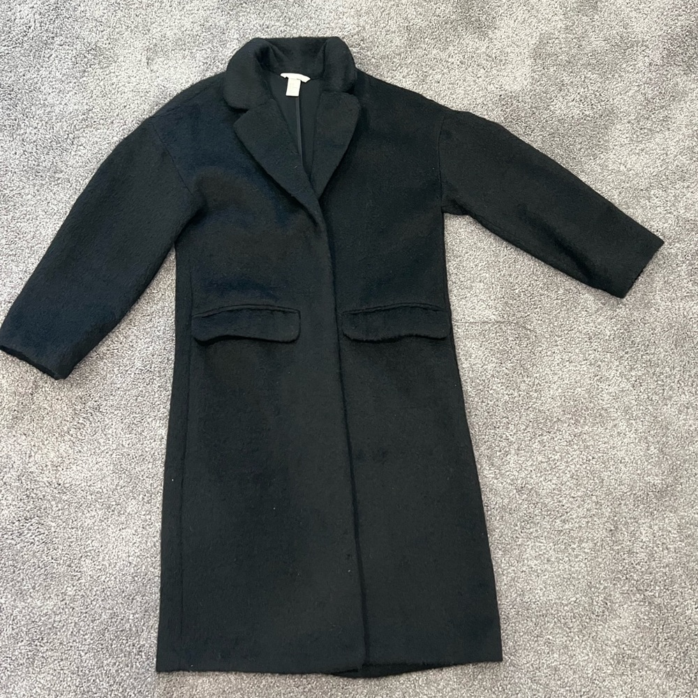 Long thigh length little weight Pea coat
